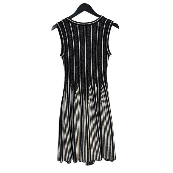 M Missoni Women's US 4 Striped Sleeveless Fit & Flare Dress Short Black White - Picture 2 of 10